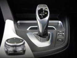 Cara Merawat Mobil Matic, Kunci untuk Performa Optimal dan Umur Panjang