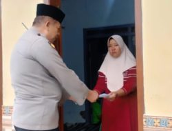 Kapolres Probolinggo Memberikan Bantuan Kepada Keluarga Petugas Linmas TPS Yang Meninggal Karena Sakit