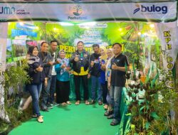 Kunjungi Stand Festival Muharam, PLT ADM Jombang Disambut Administratur Perum Perhutani KPH Bondowoso 