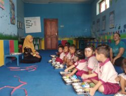 Antusias Siswa Saat Mobil MBG Datang, Menjadi Momen Berharga Bagi SPPG Rejo Agung Sumberwringin Bondowoso