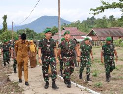 Danbrigif TP 28/Bari Fola Kunjungan Kerja di Marshaling Area Yonif TP 867/Satria Manggasa.