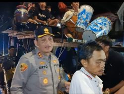 Turun Langsung ke Jalan, Kapolres Aryo Dwi Wibowo Bagikan Sahur dan Sosialisasikan Layanan 110 Polri