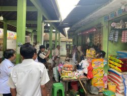 Polres Bondowoso Turun ke Pasar Nangkaan, Pastikan Harga Bahan Pokok Tetap Stabil